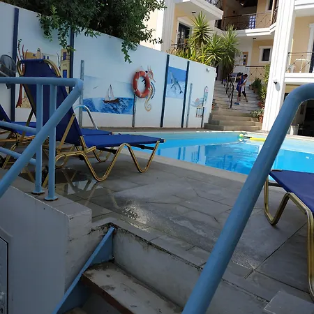ρένια 3*