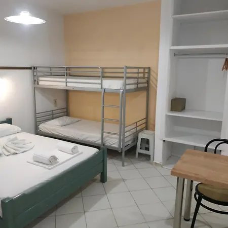 ρένια Ξενοδοχείο με διαμερίσματα 3*